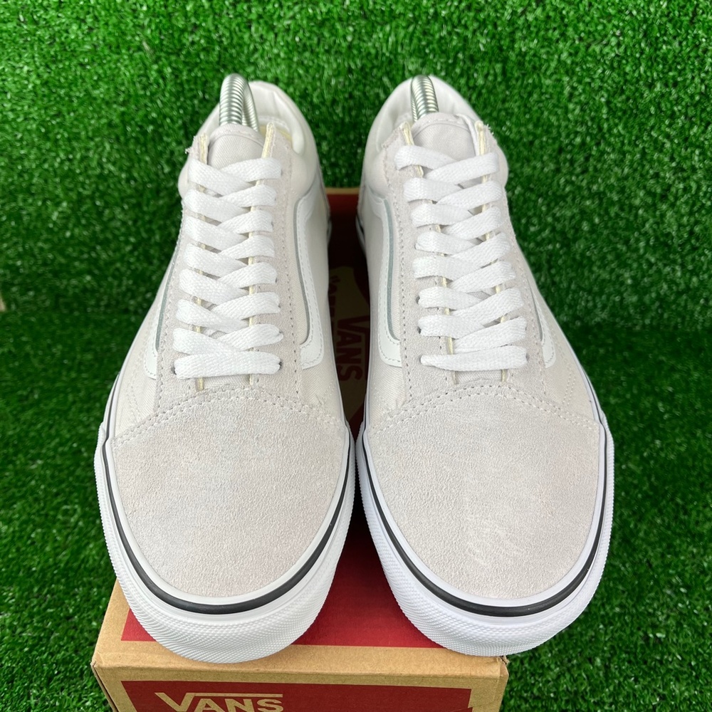 Vans Old Skool White and Light Gray Low-Top Sneakers - Picture 2 of 8